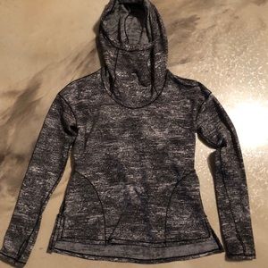 Lululemon light weight sweater